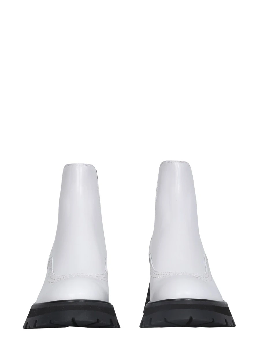 WANDER CHELSEA BOOTS.webp