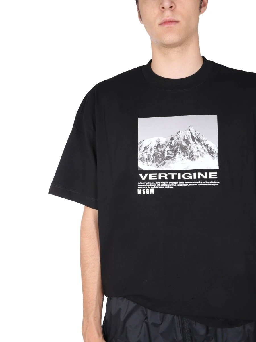 T-SHIRT WITH VERTIGO PRINT.webp