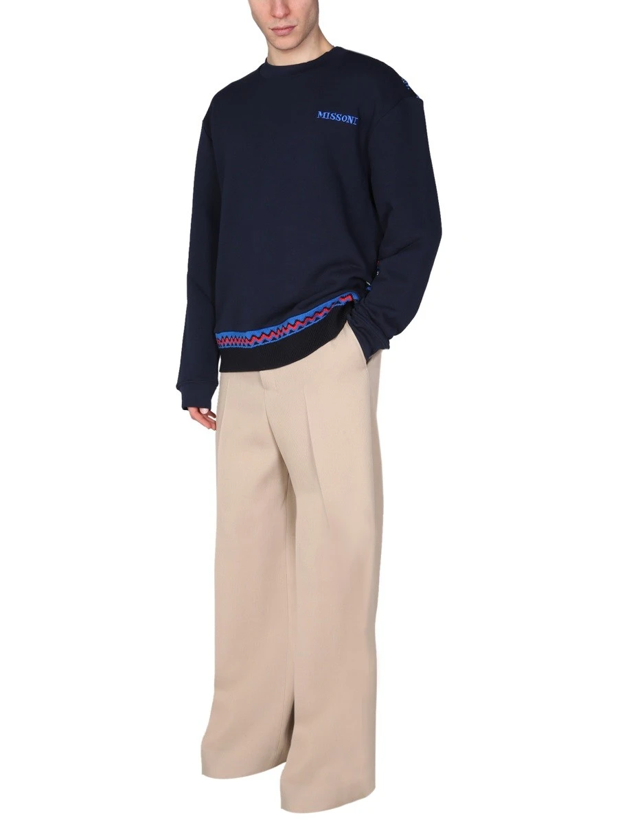 CREW NECK SWEATSHIRT.webp