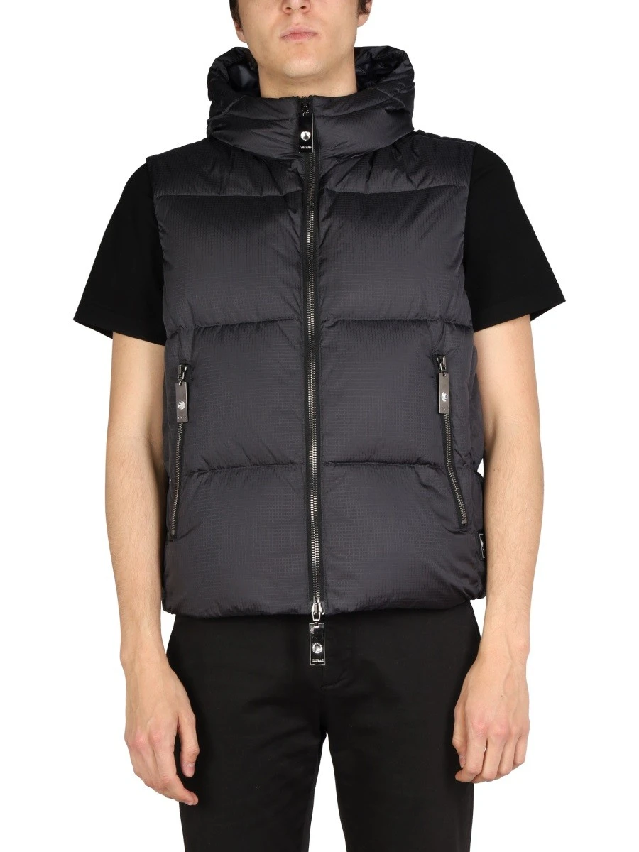 HOODED VEST.webp