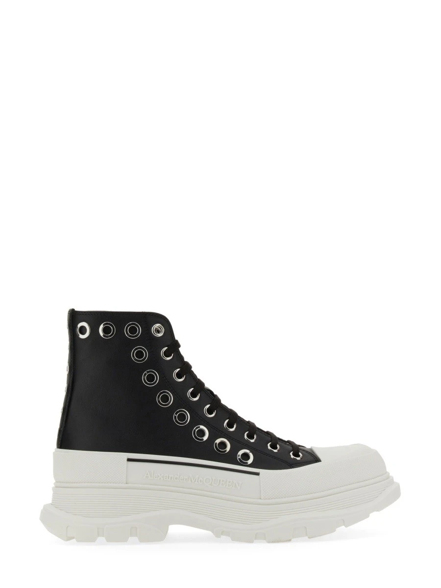 JOEY SNEAKER WITH EYELETS.webp