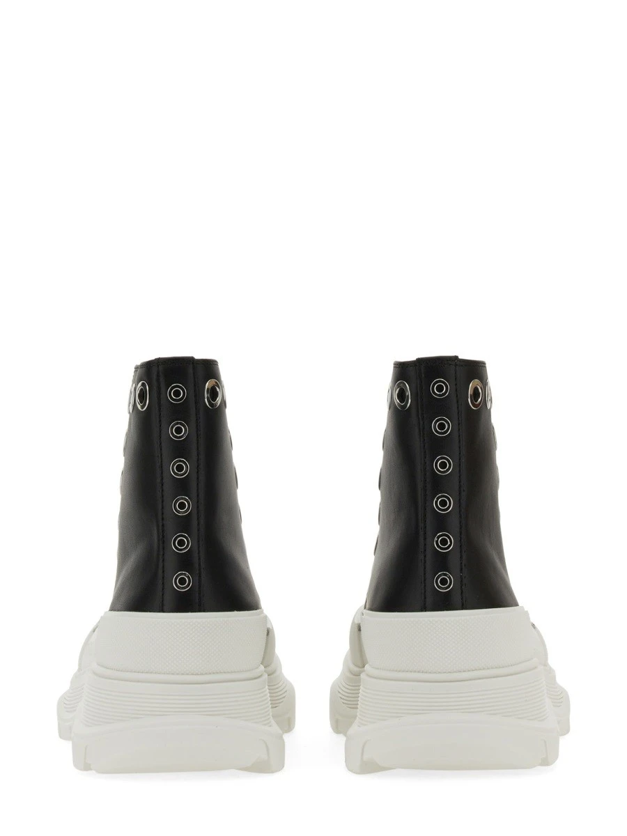 JOEY SNEAKER WITH EYELETS.webp