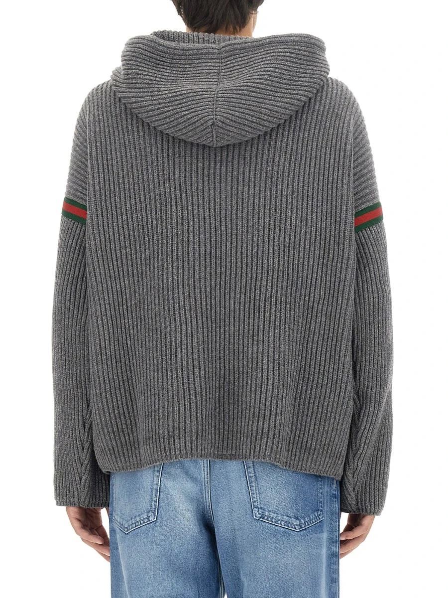 CASHMERE AND WOOL SWEATER.webp