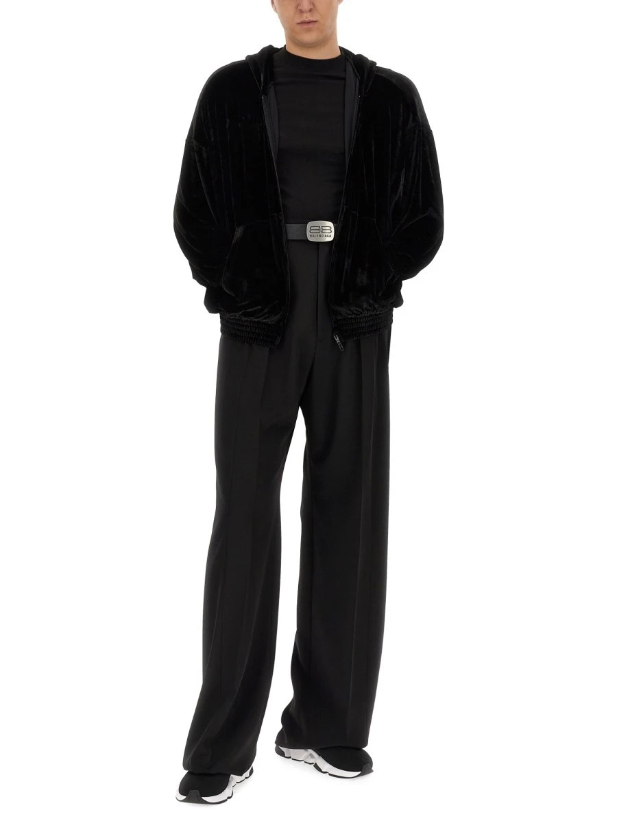 VELVET SWEATSHIRT.webp