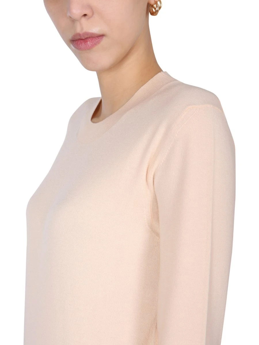 LIGHTWEIGHT LONG SLEEVED SWEATER.webp