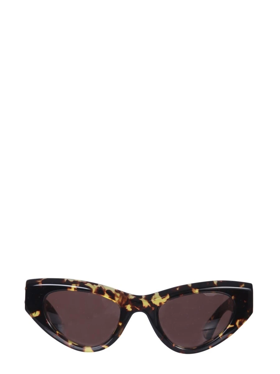 CAT-EYE SUNGLASSES.webp