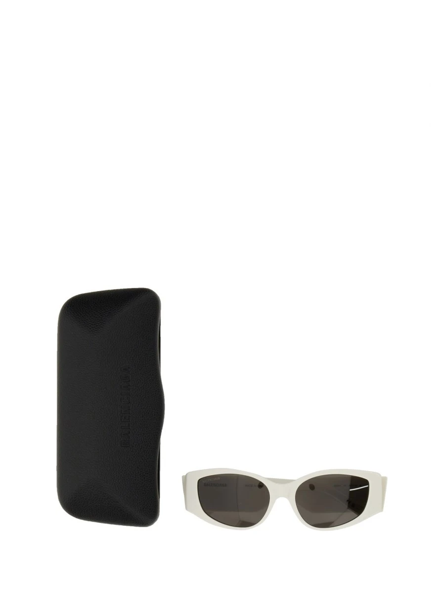D-FRAME SUNGLASSES.webp
