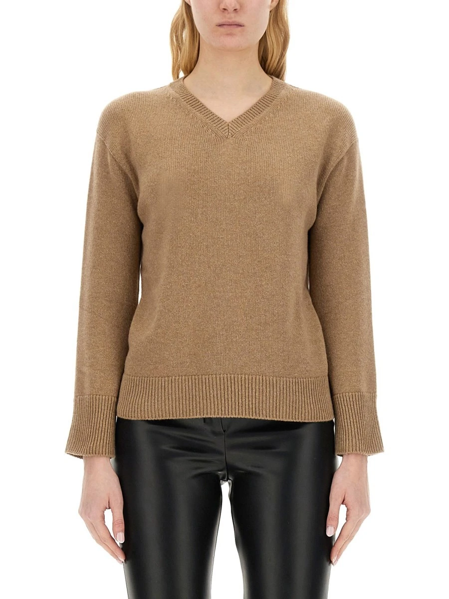 V-NECK SWEATER.webp