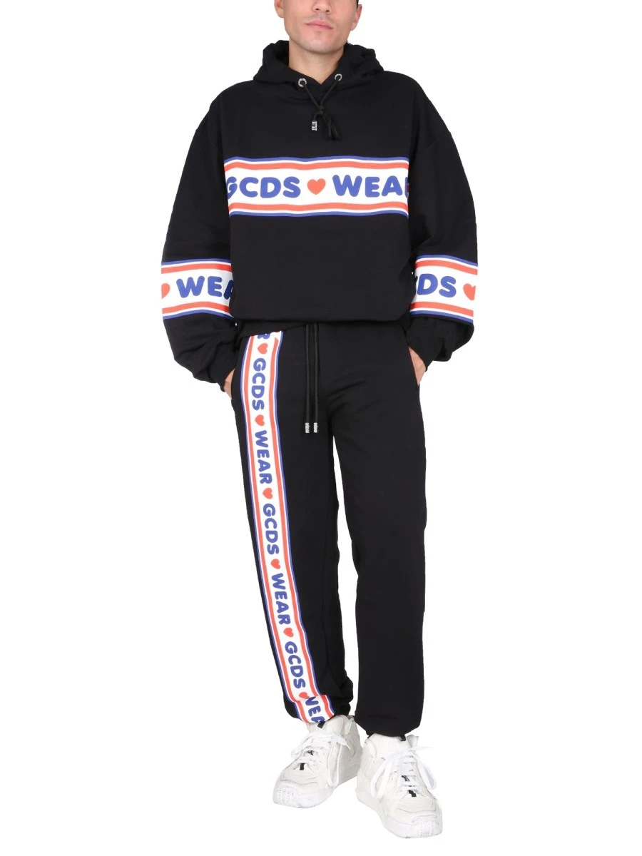 "CUTE TAPE" LOGO SWEATSHIRT.webp