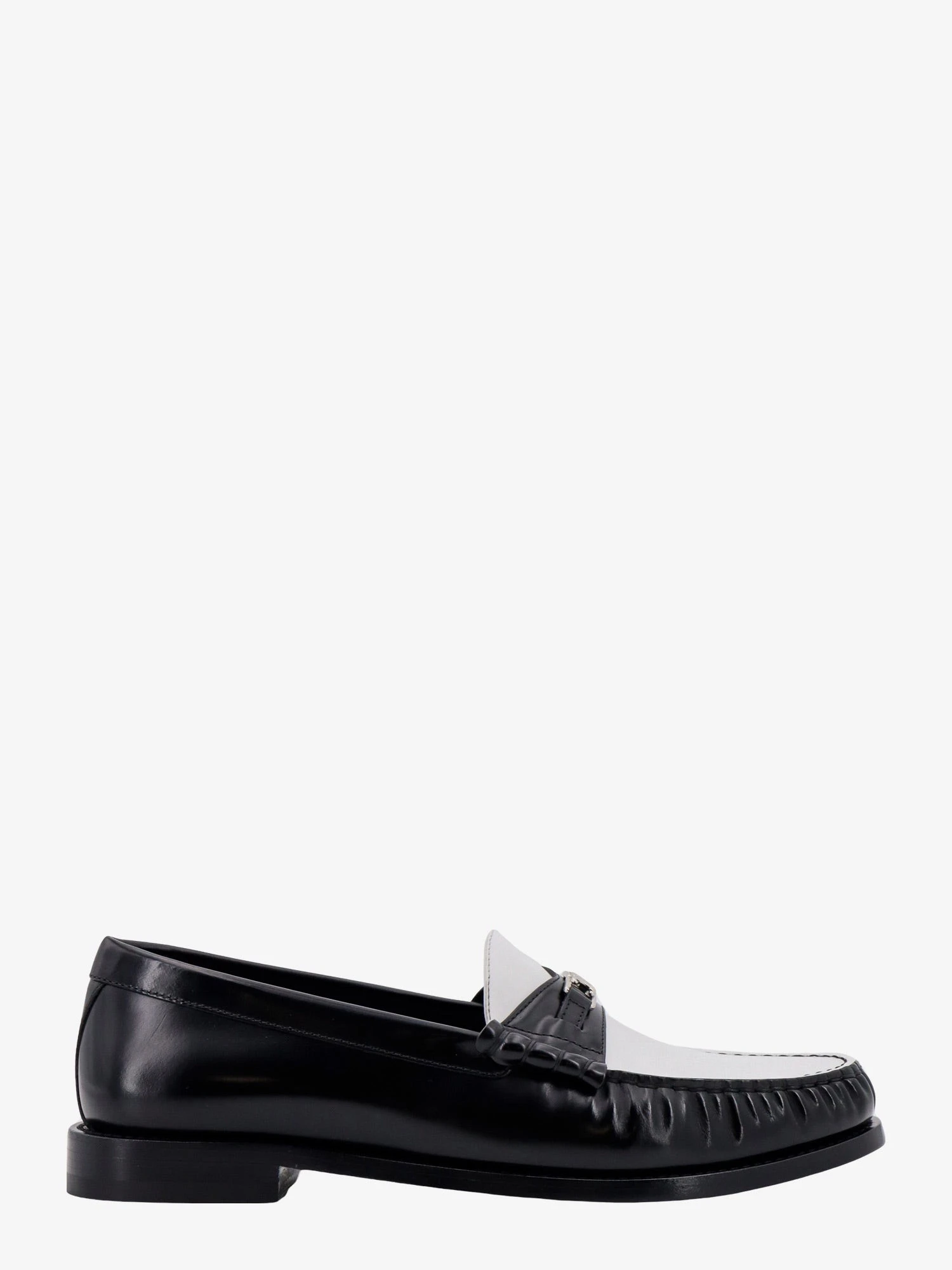 Triomphe 15 leather loafers.webp