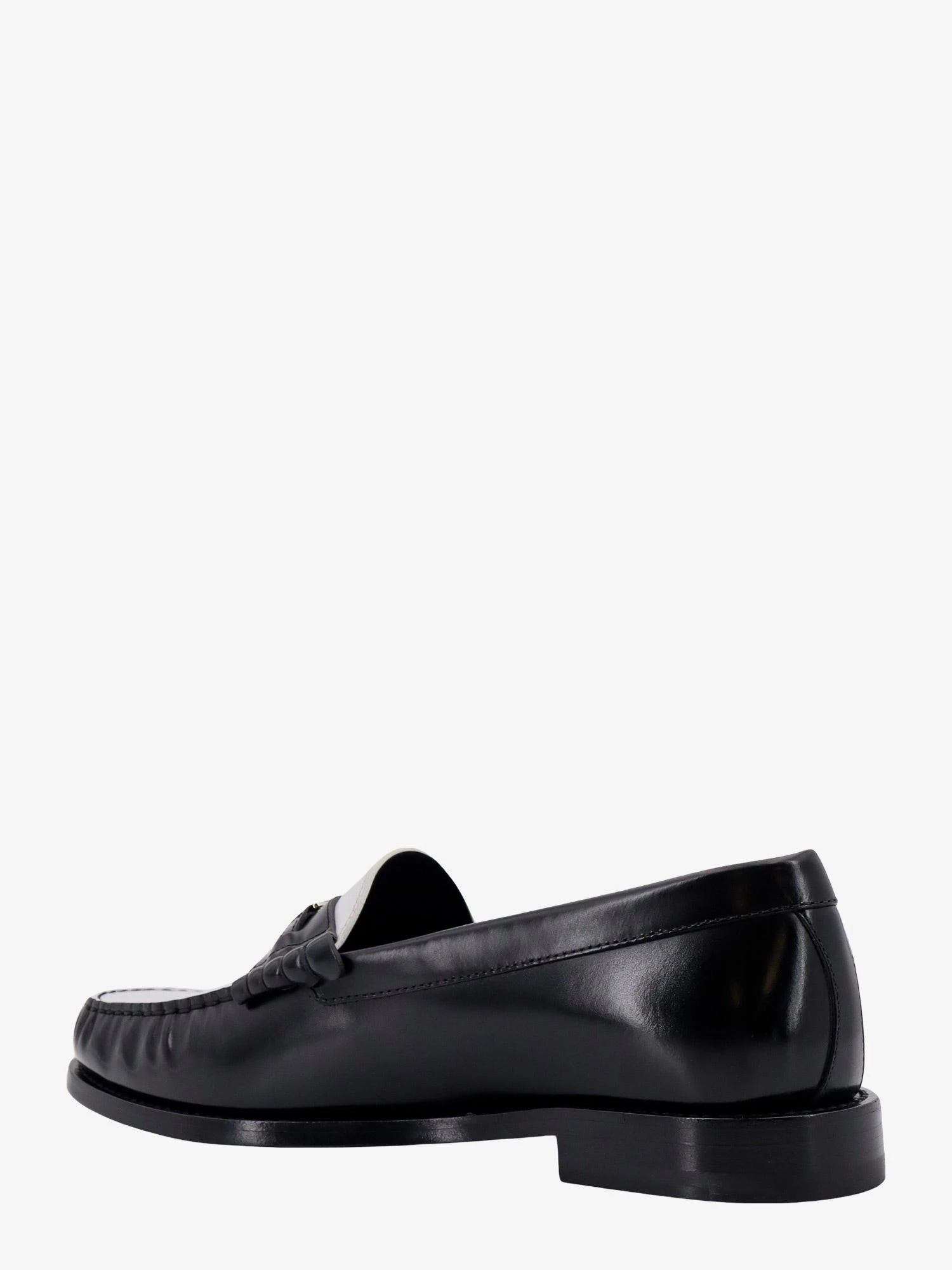 Triomphe 15 leather loafers.webp