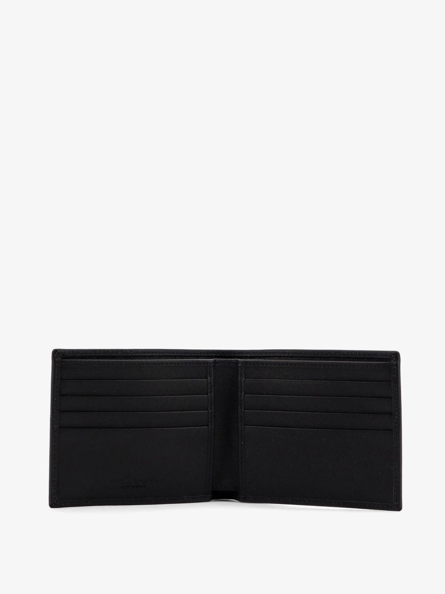 Bifold leather wallet.webp