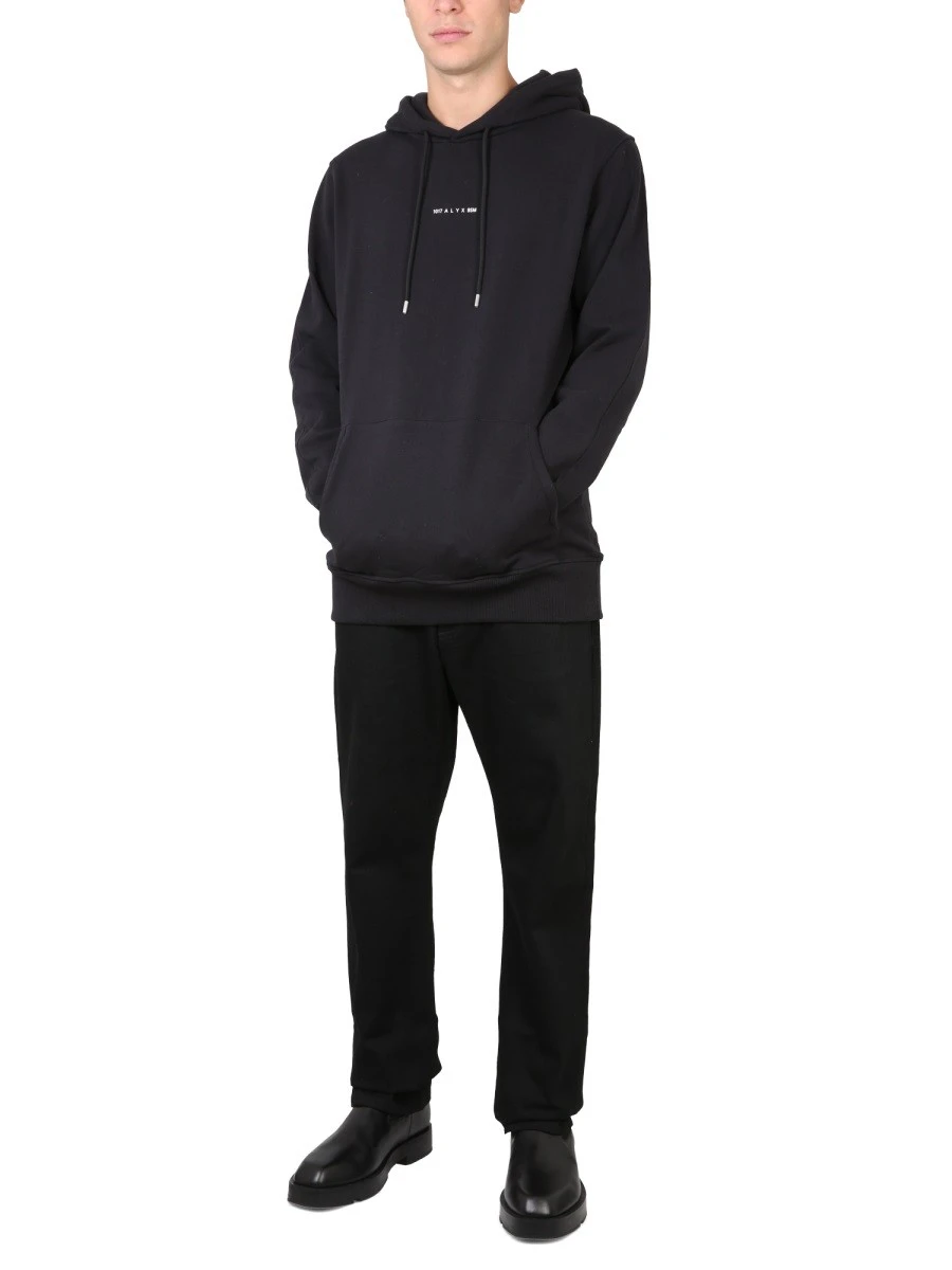 FELPA CON STAMPA LOGO.webp