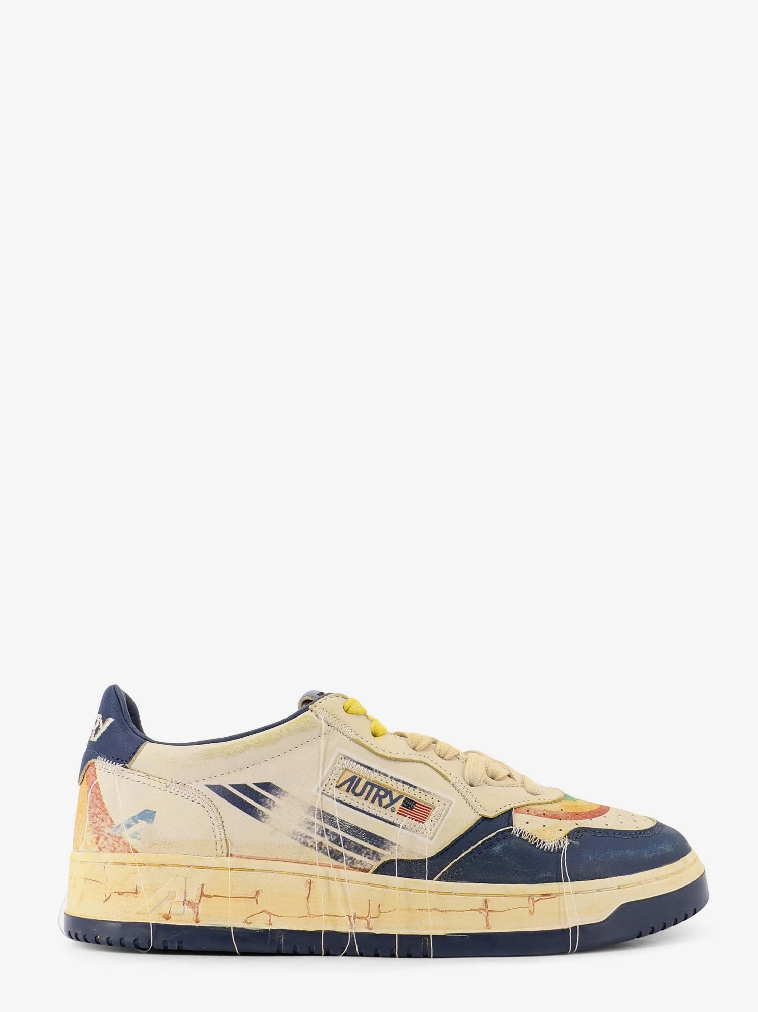 Super Vintage leather low-top sneakers.webp