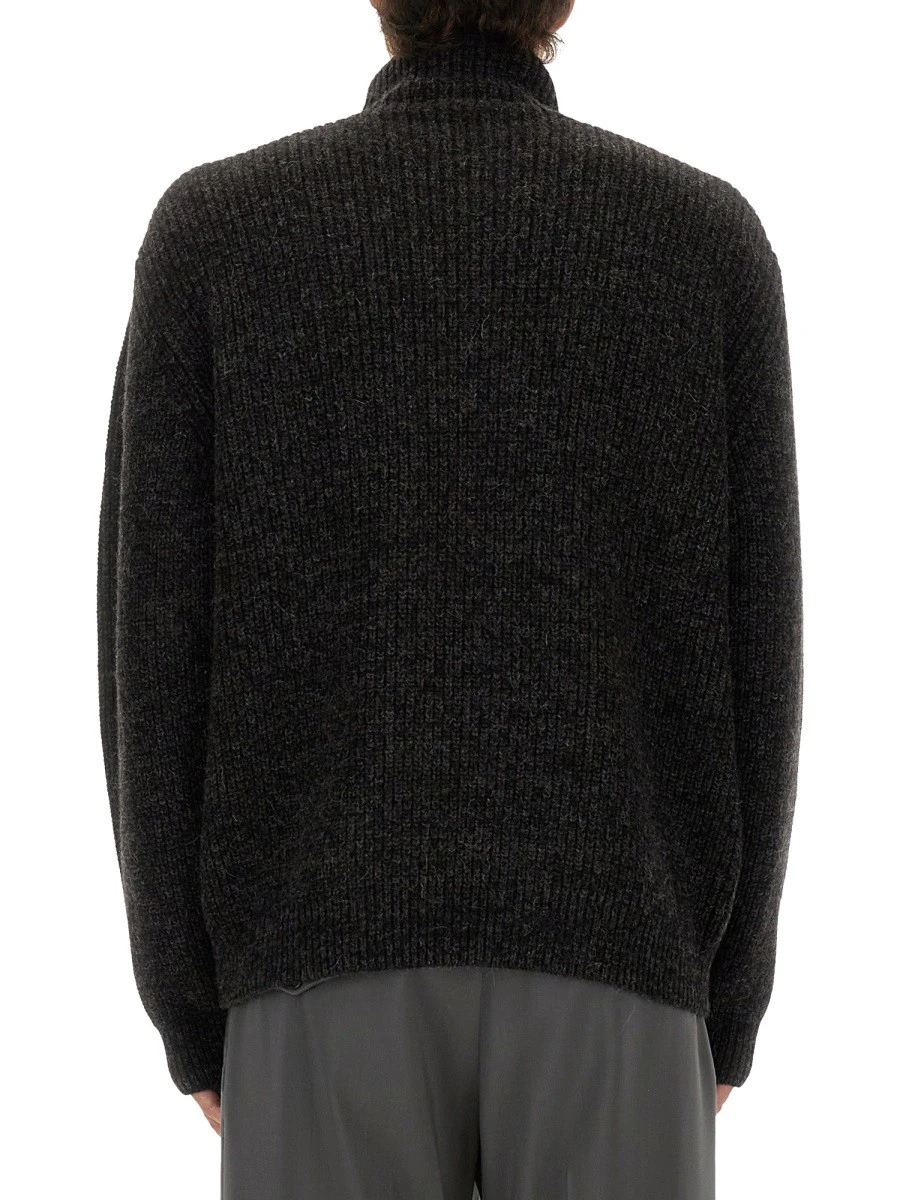TURTLENECK SWEATER.webp