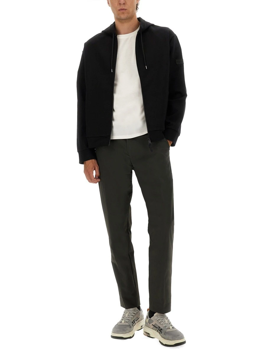 ZIP SWEATSHIRT..webp