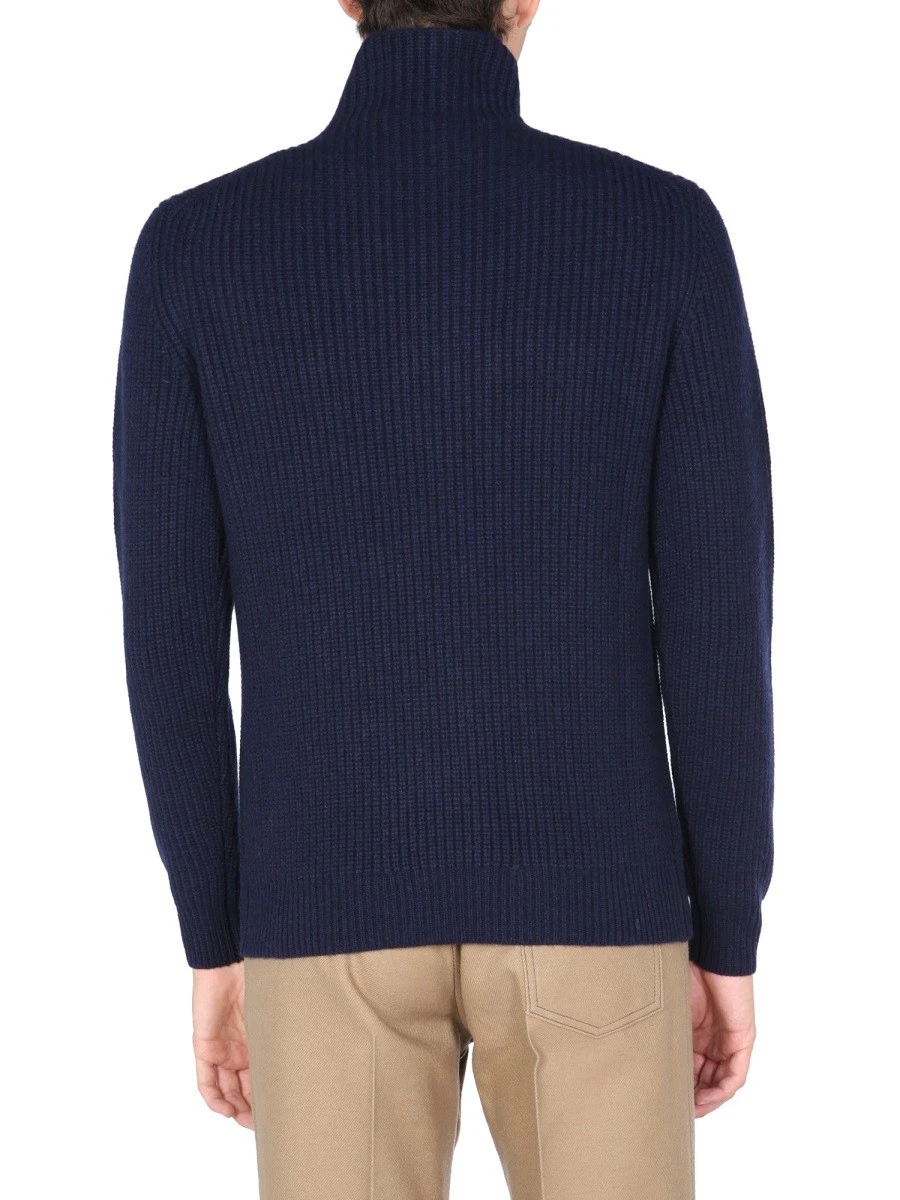 TURTLE NECK SWEATER.webp