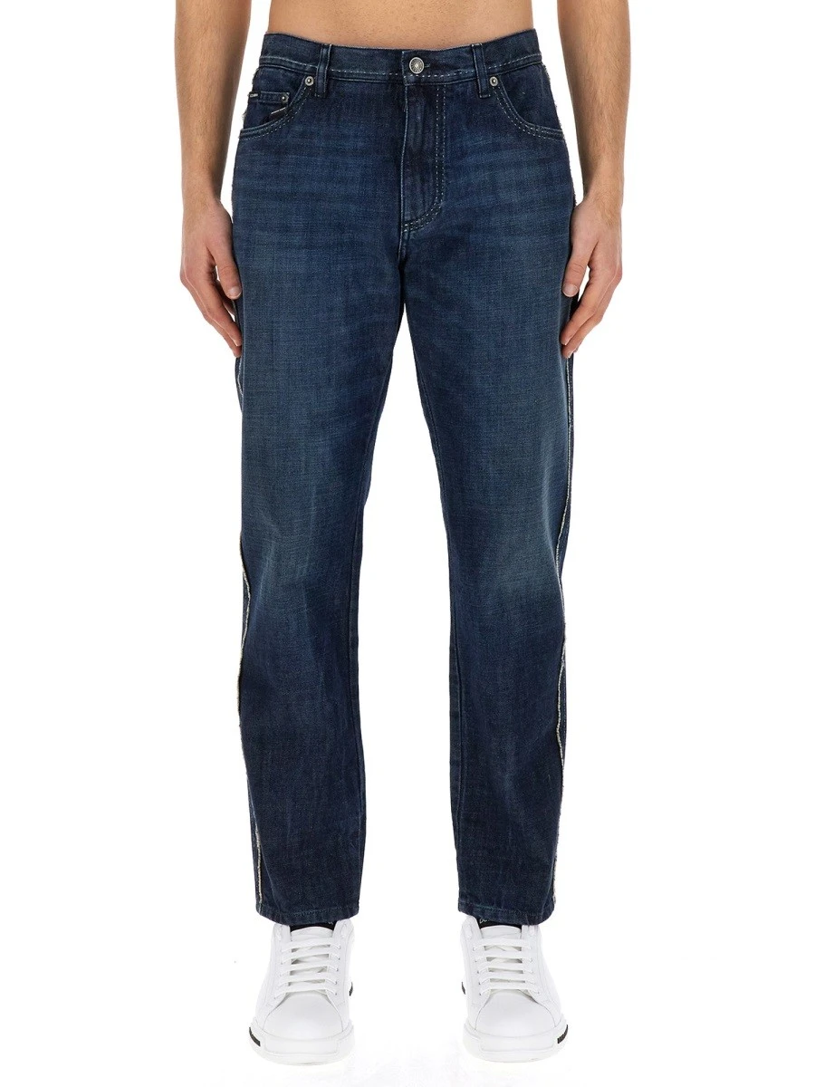 LOOSE FIT JEANS.webp