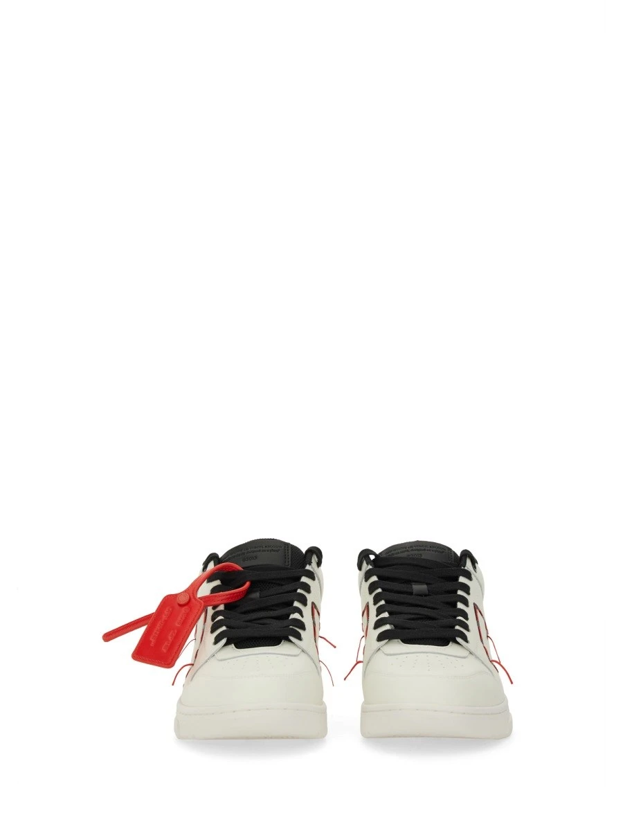 LEATHER SNEAKER.webp