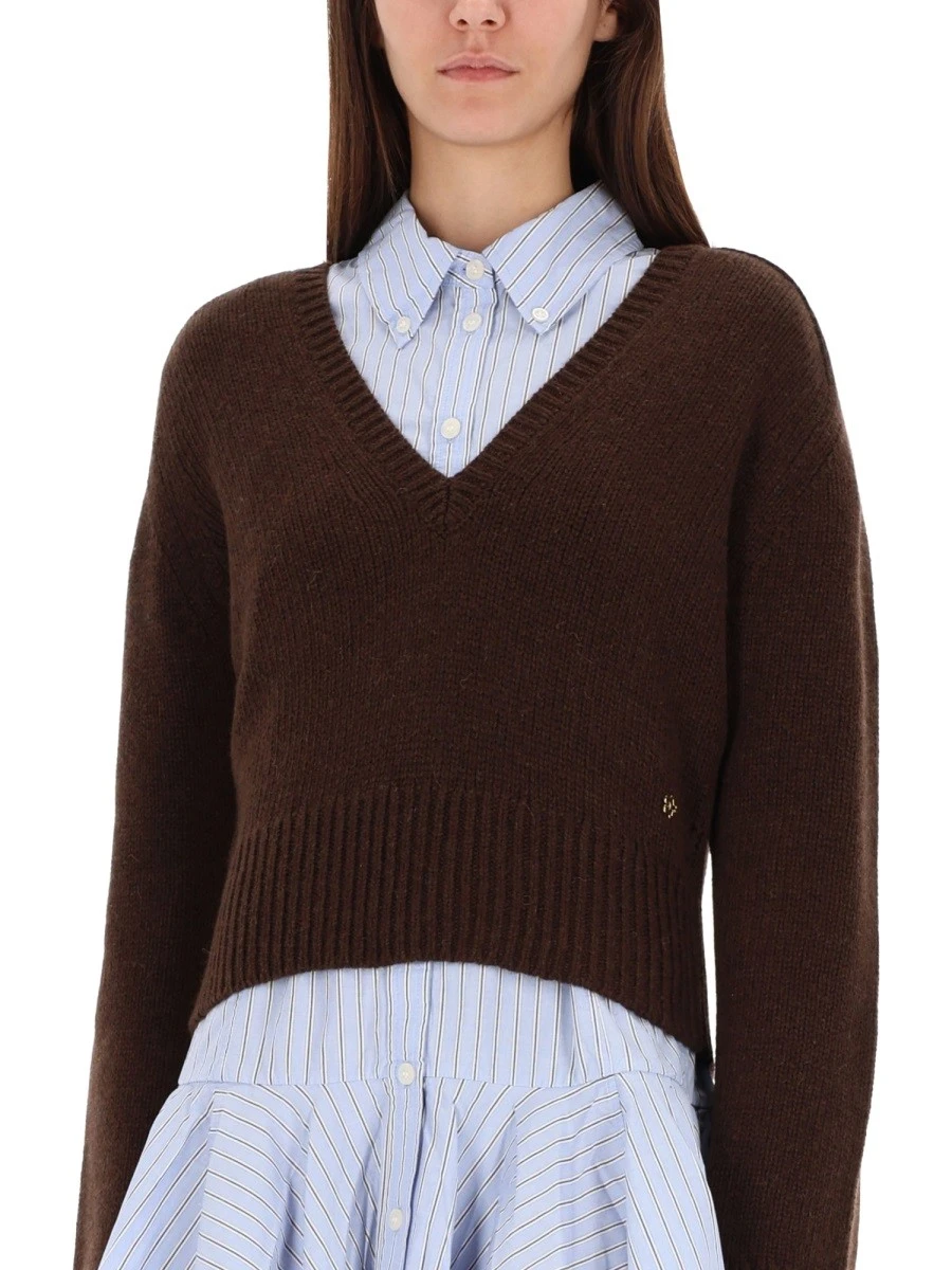 V-NECK SWEATER.webp