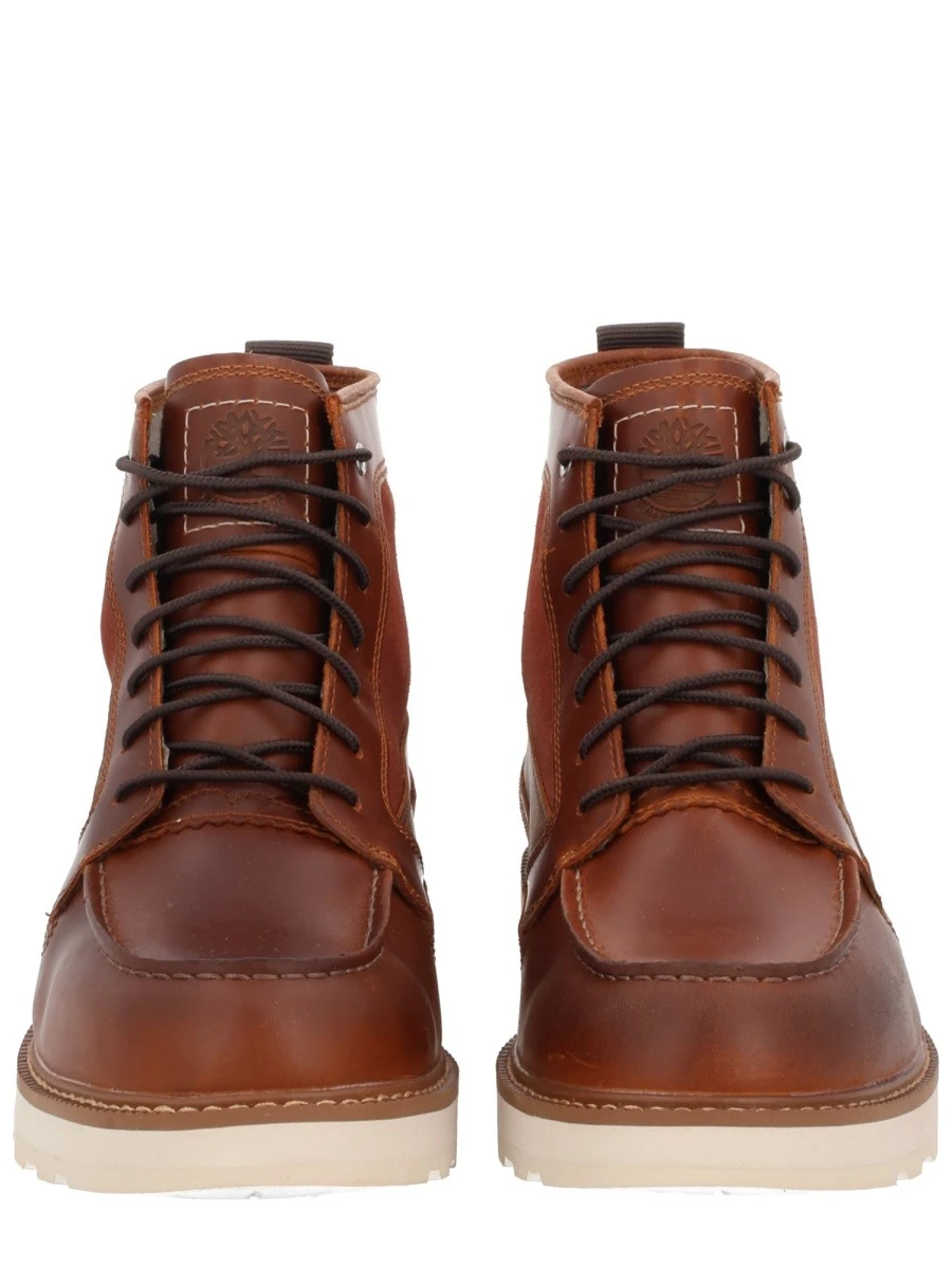 WATERPROOF LACE-UP BOOT.webp