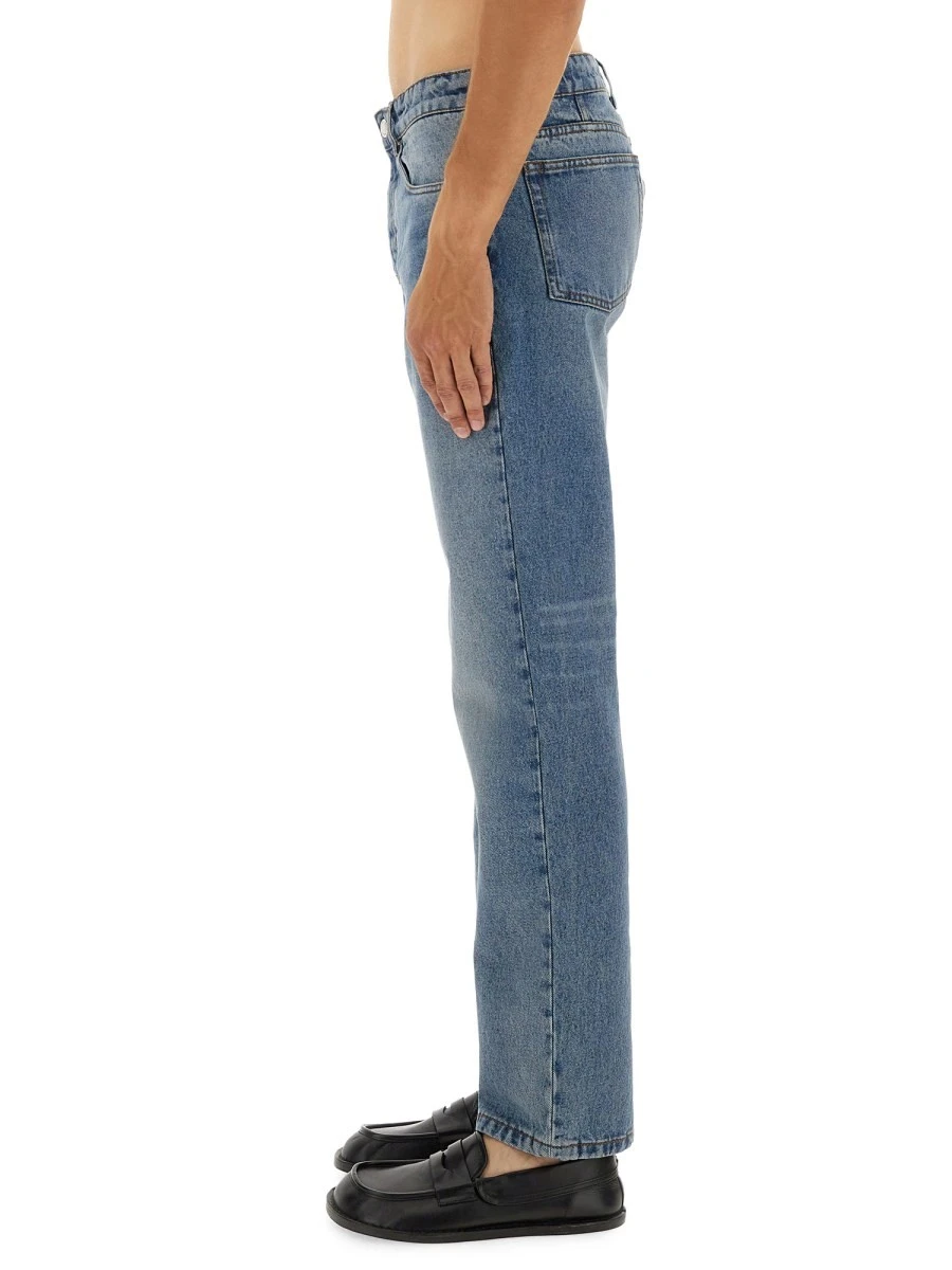 "CLASSIC FIT" JEANS.webp