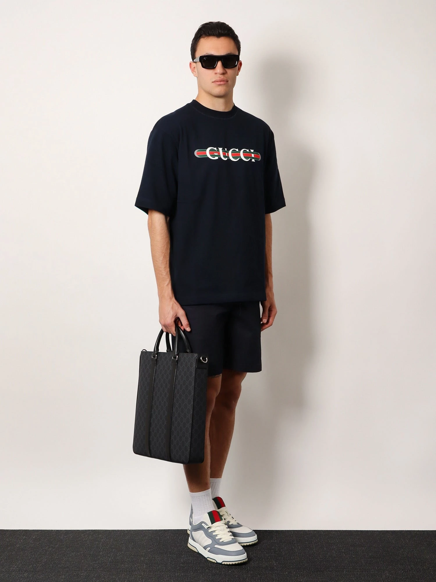 Gg supreme fabric shopping bag with shoulder strap.webp