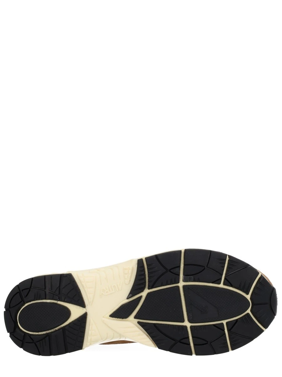 "HYPERWAY" SNEAKER.webp