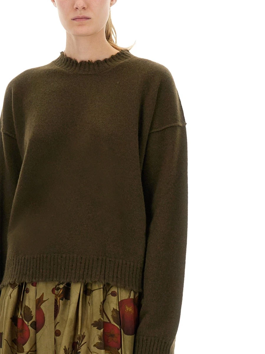 CASHMERE SWEATER WITH BANGS.webp