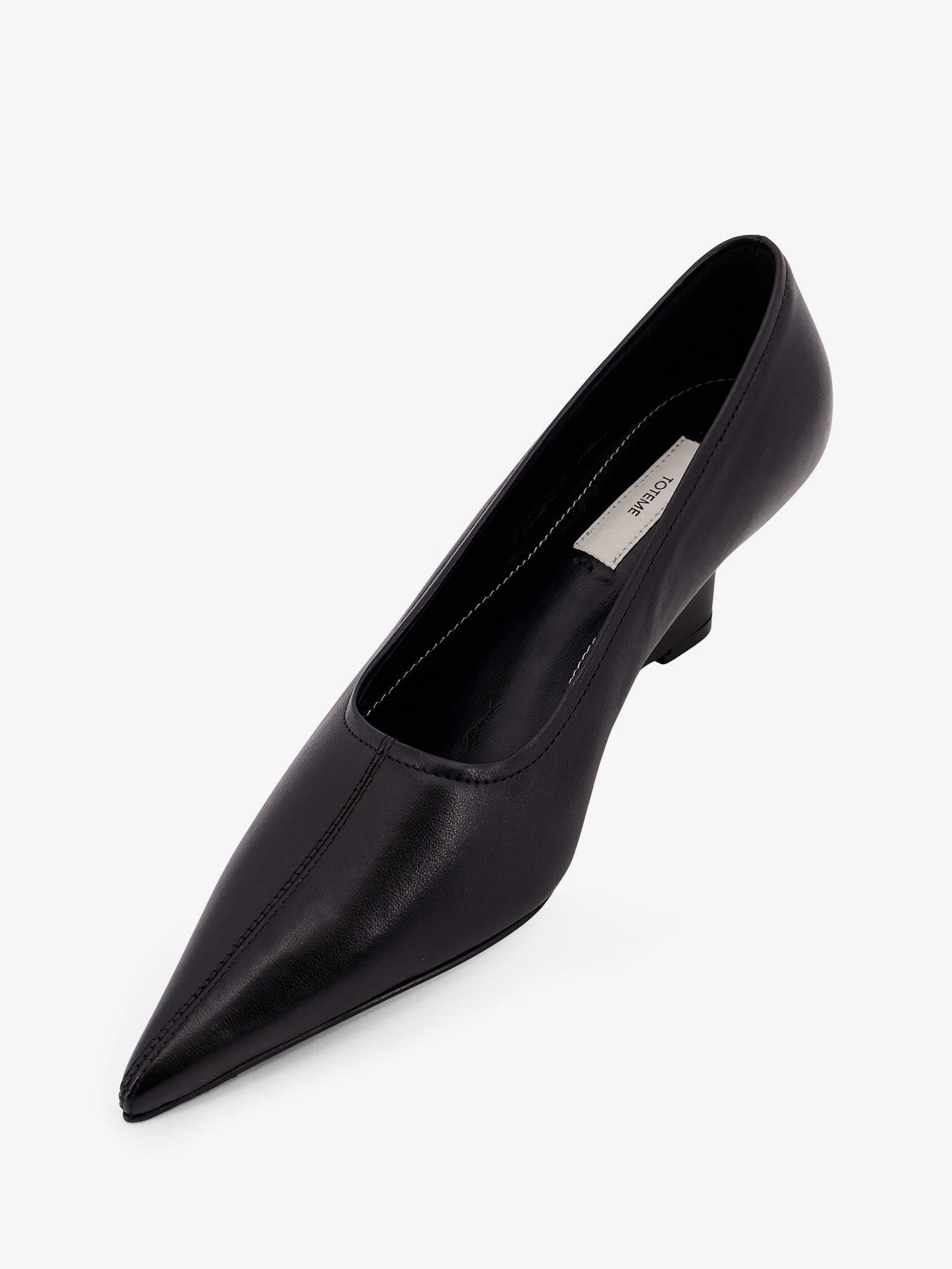 Sharp Wedge leather pump with croco motif.webp