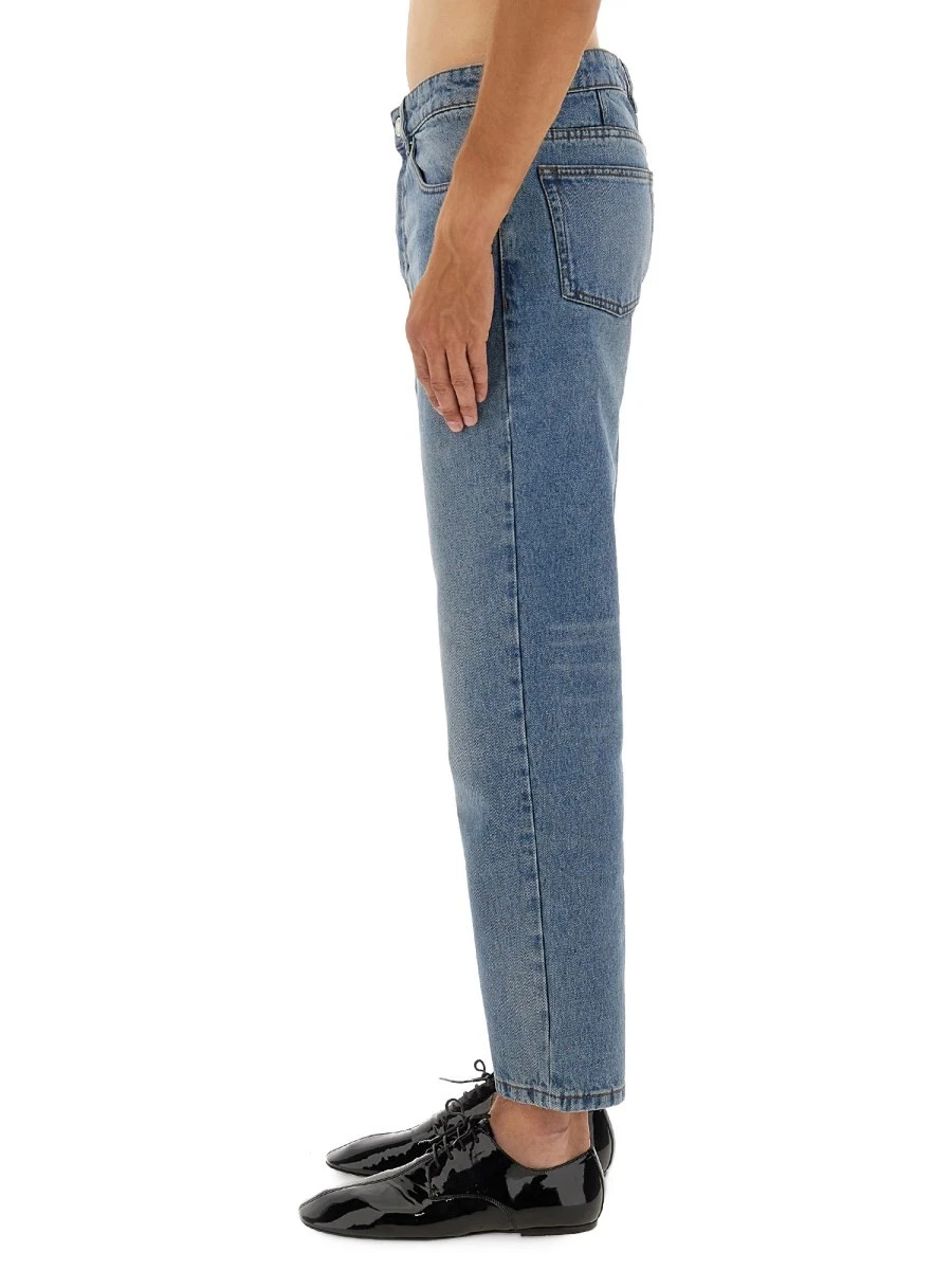 JEANS FITTING.webp