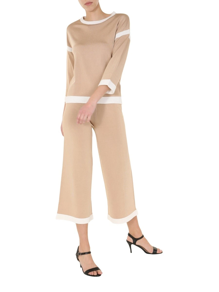 ROUND NECK SWEATER.webp