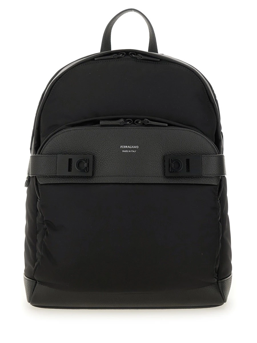BACKPACK WITH BUCKLES "HOOKS".webp