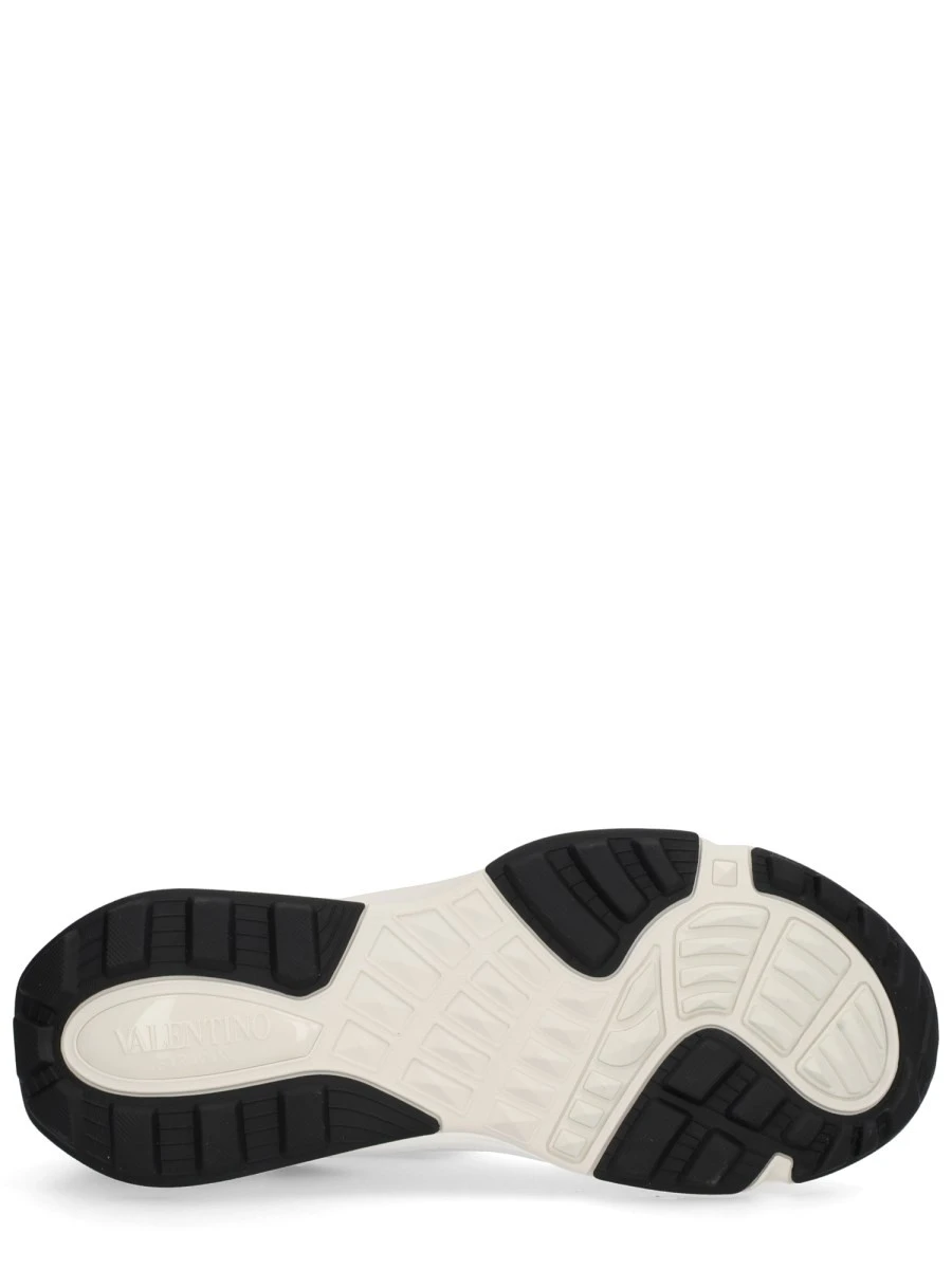 "TRUE ACT" SNEAKER.webp