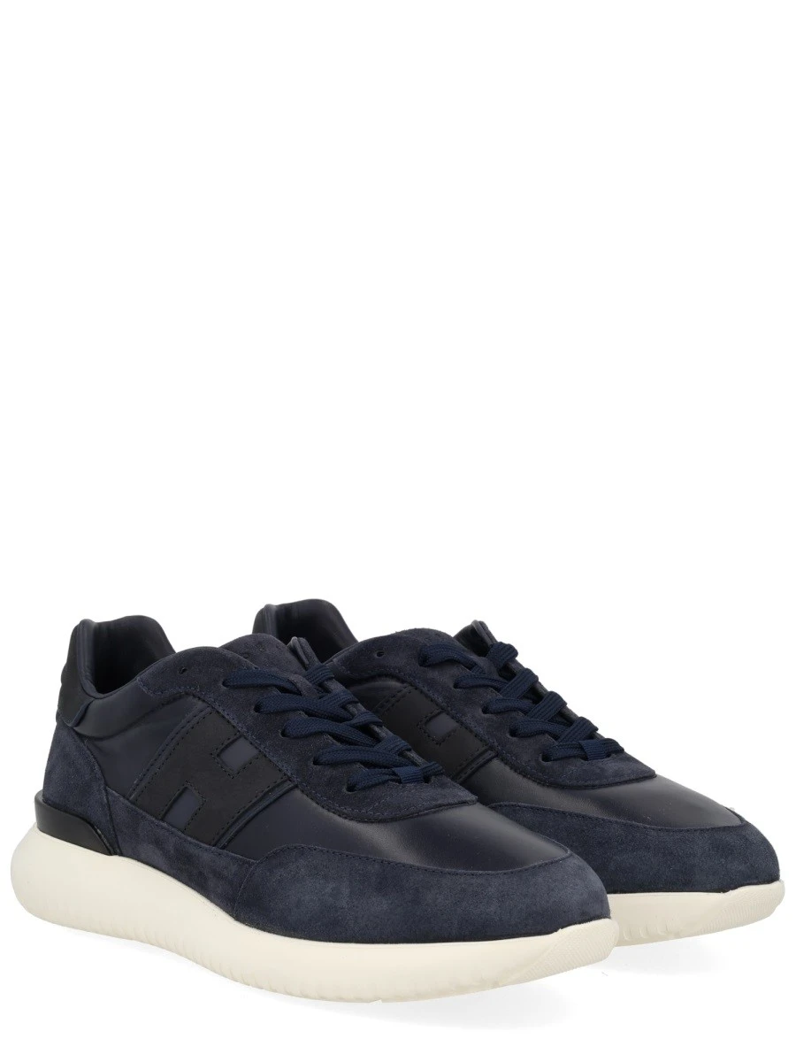 SUEDE SNEAKER.webp