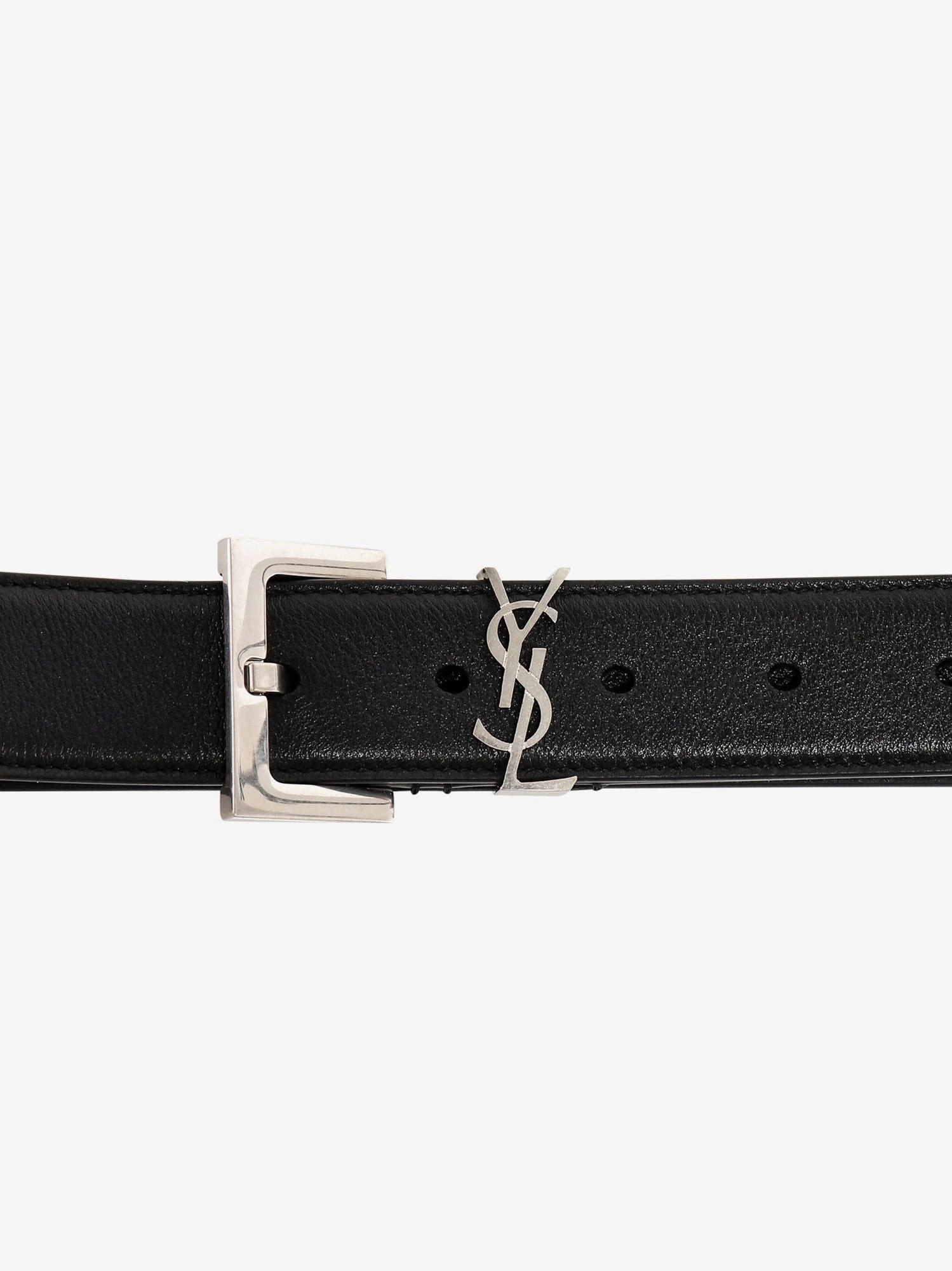 Leather belt.webp
