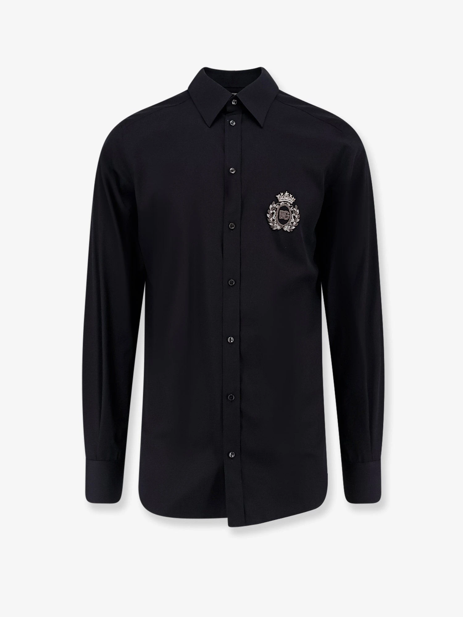 Cotton shirt with iconic logo on the front.webp