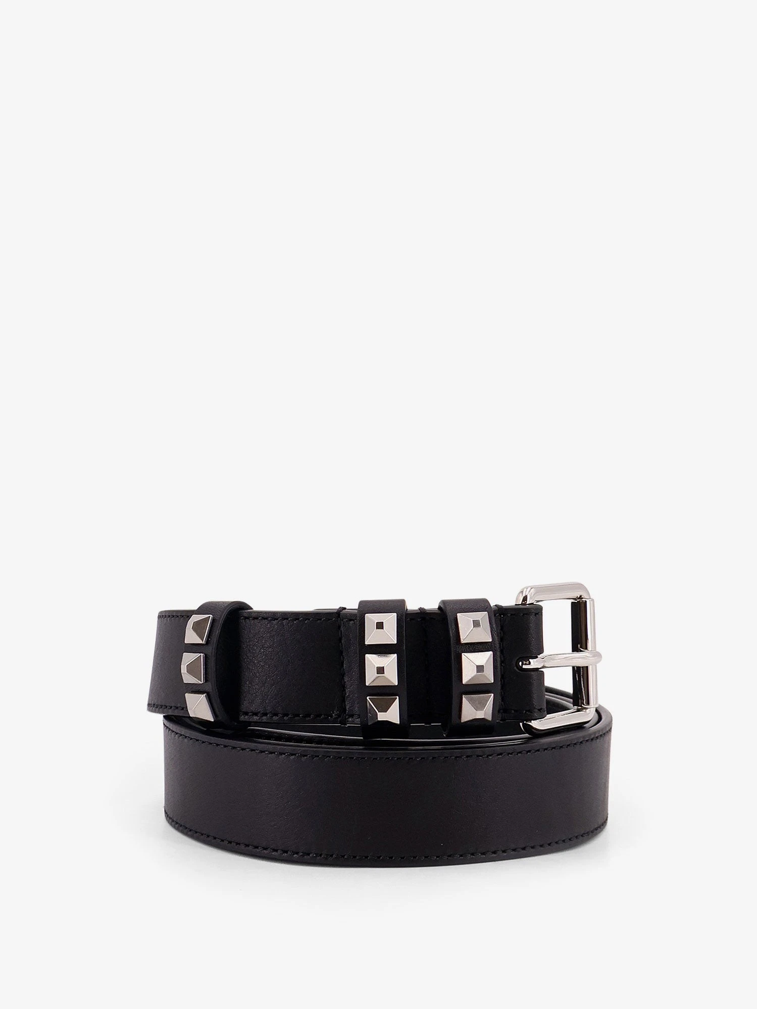 Flaneuse leather belt with iconic studs.webp