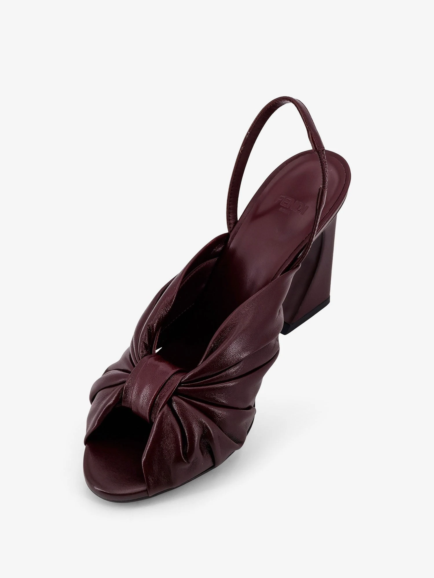 Decolleté Arco in pelle.webp