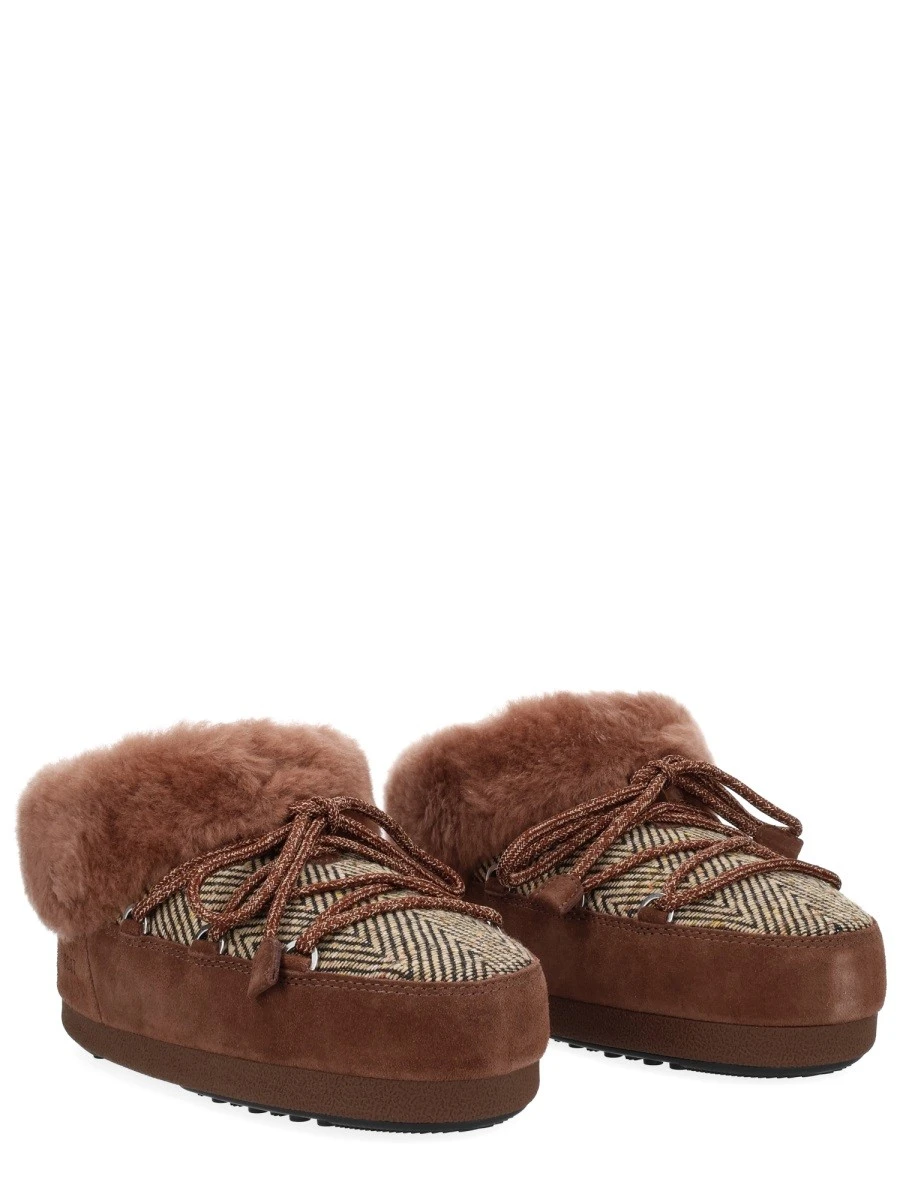 BOOT "MULE EVX CHALET MOON BOOT X GUEST IN RESIDENCE".webp