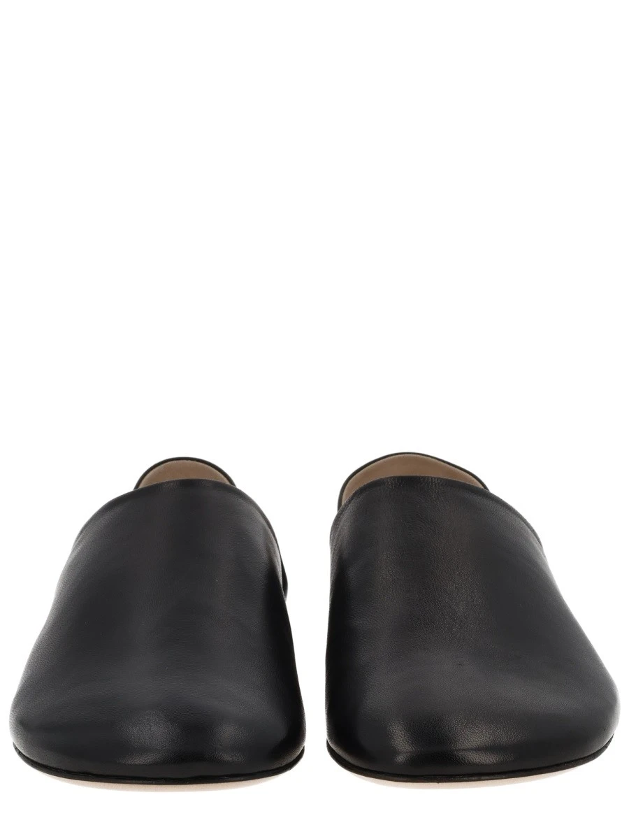 LEATHER SLIPPER SHOE.webp