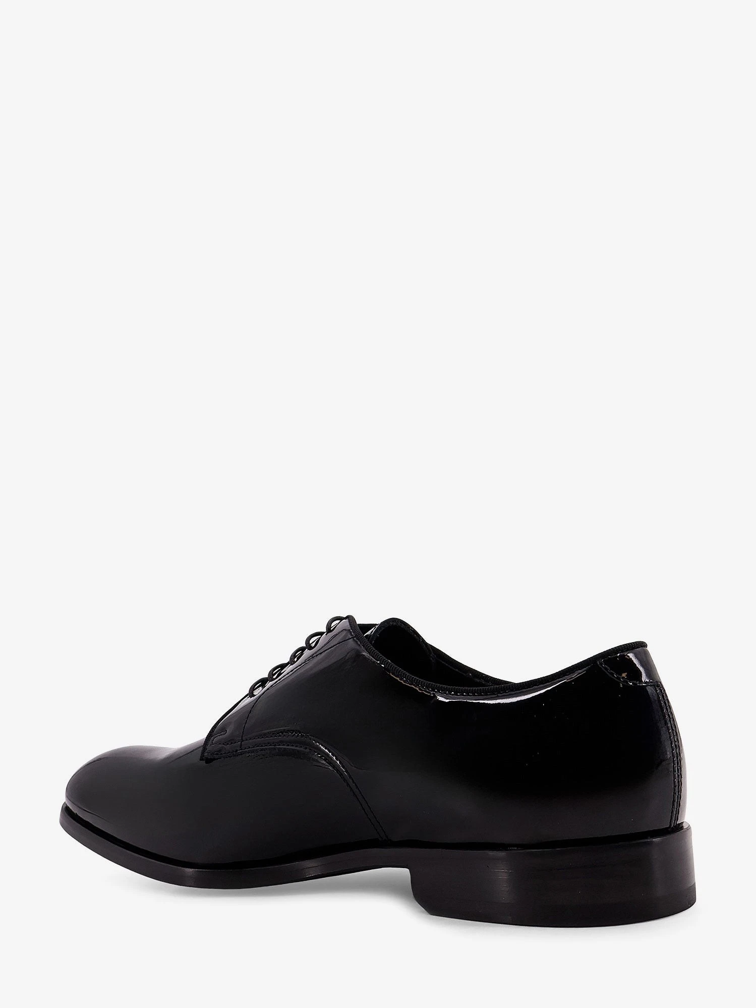Patent leather lace-up.webp