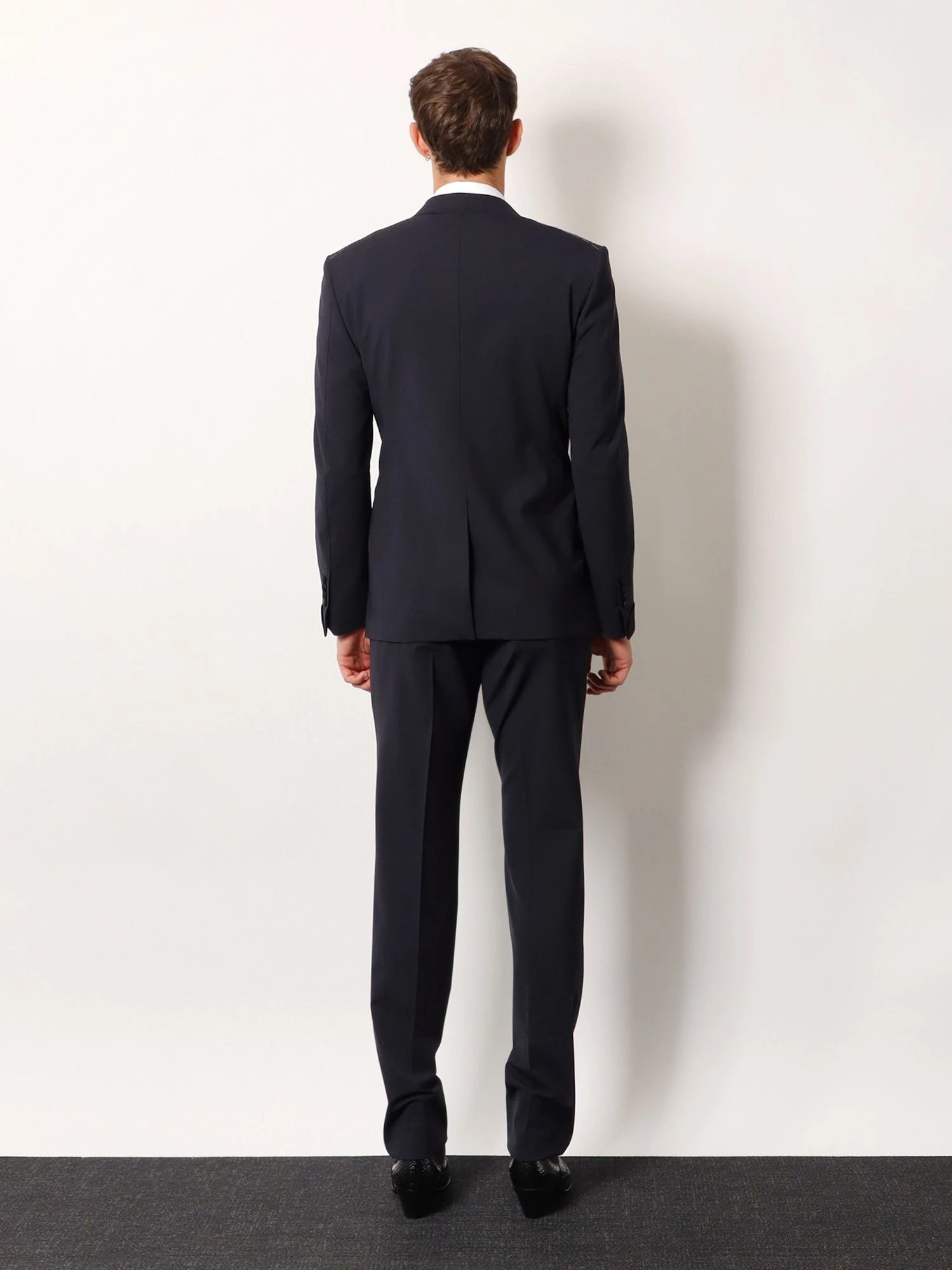 Wool tuxedo with contrasting profiles.webp