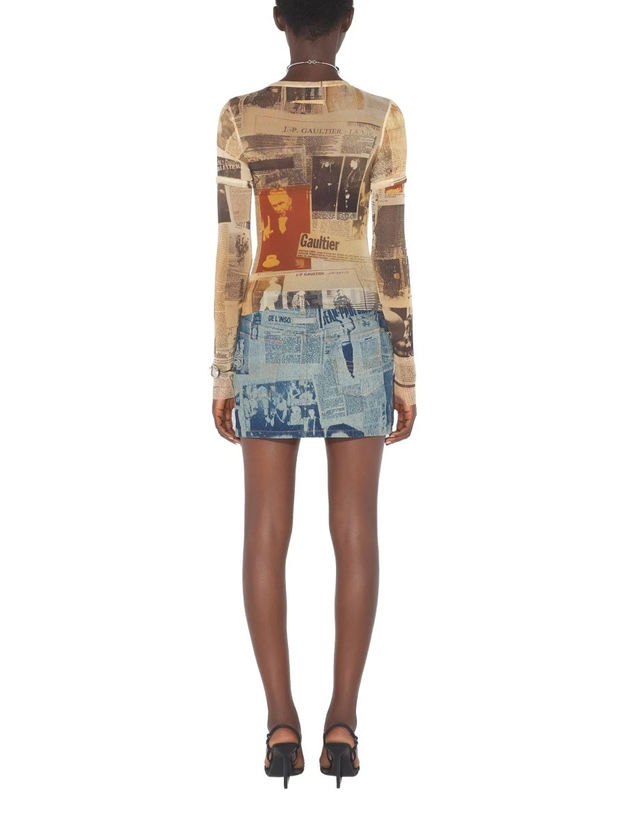 MINISKIRT WITH "NEWSPAPER" PRINT.webp