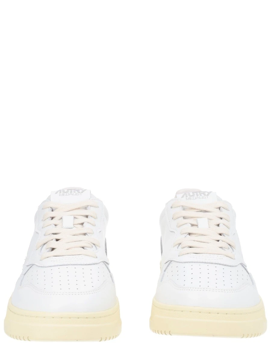 "MEDALIST LOW" SNEAKER.webp