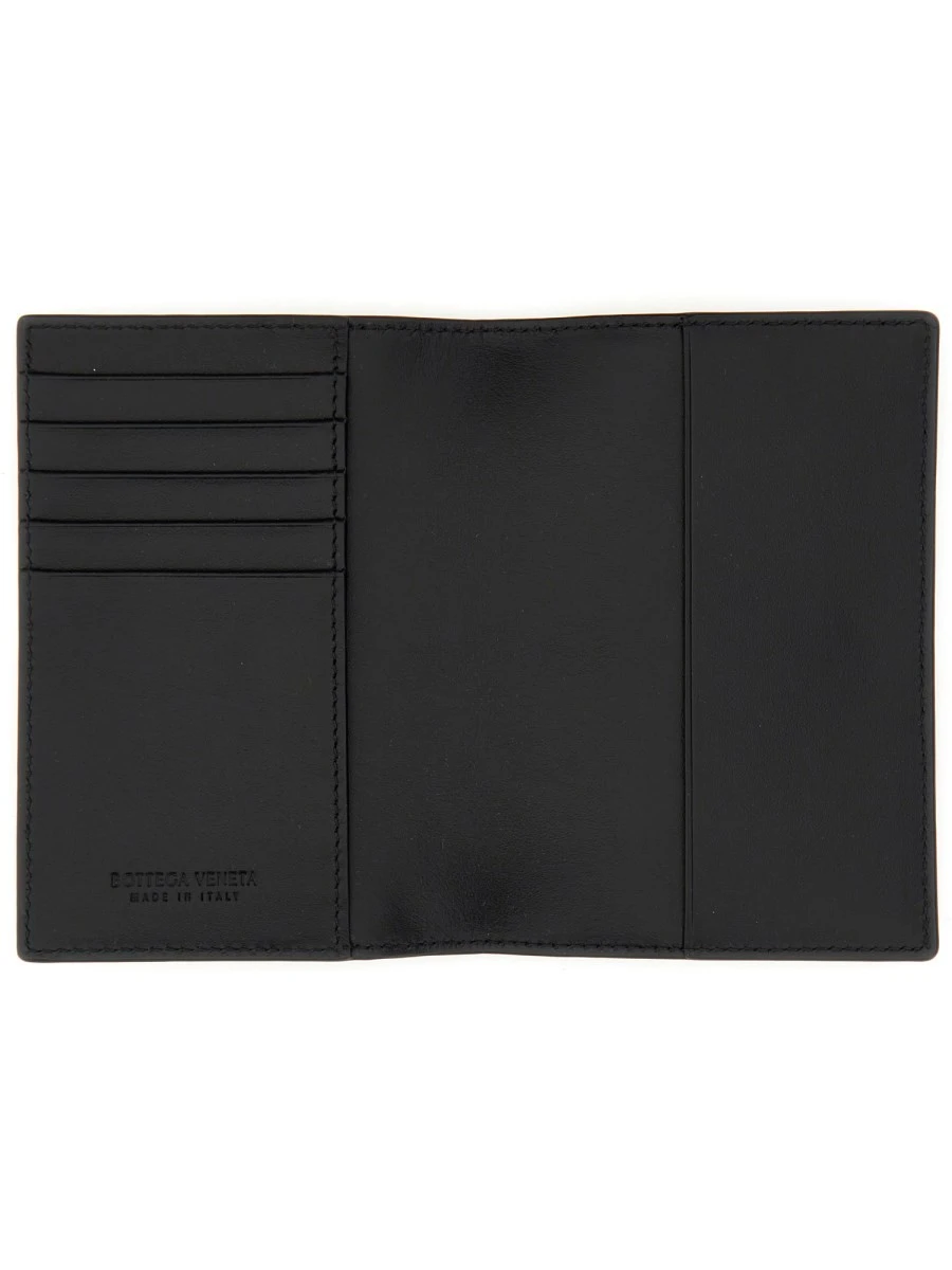 LEATHER PASSPORT HOLDER.webp