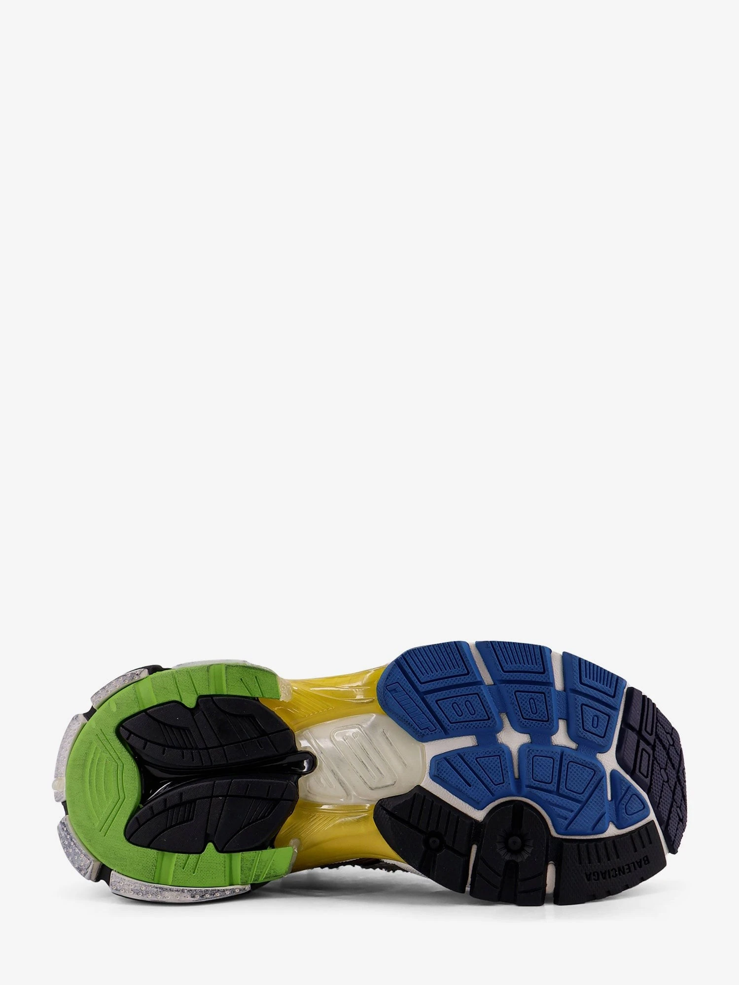 Runner low-top mesh sneakers.webp