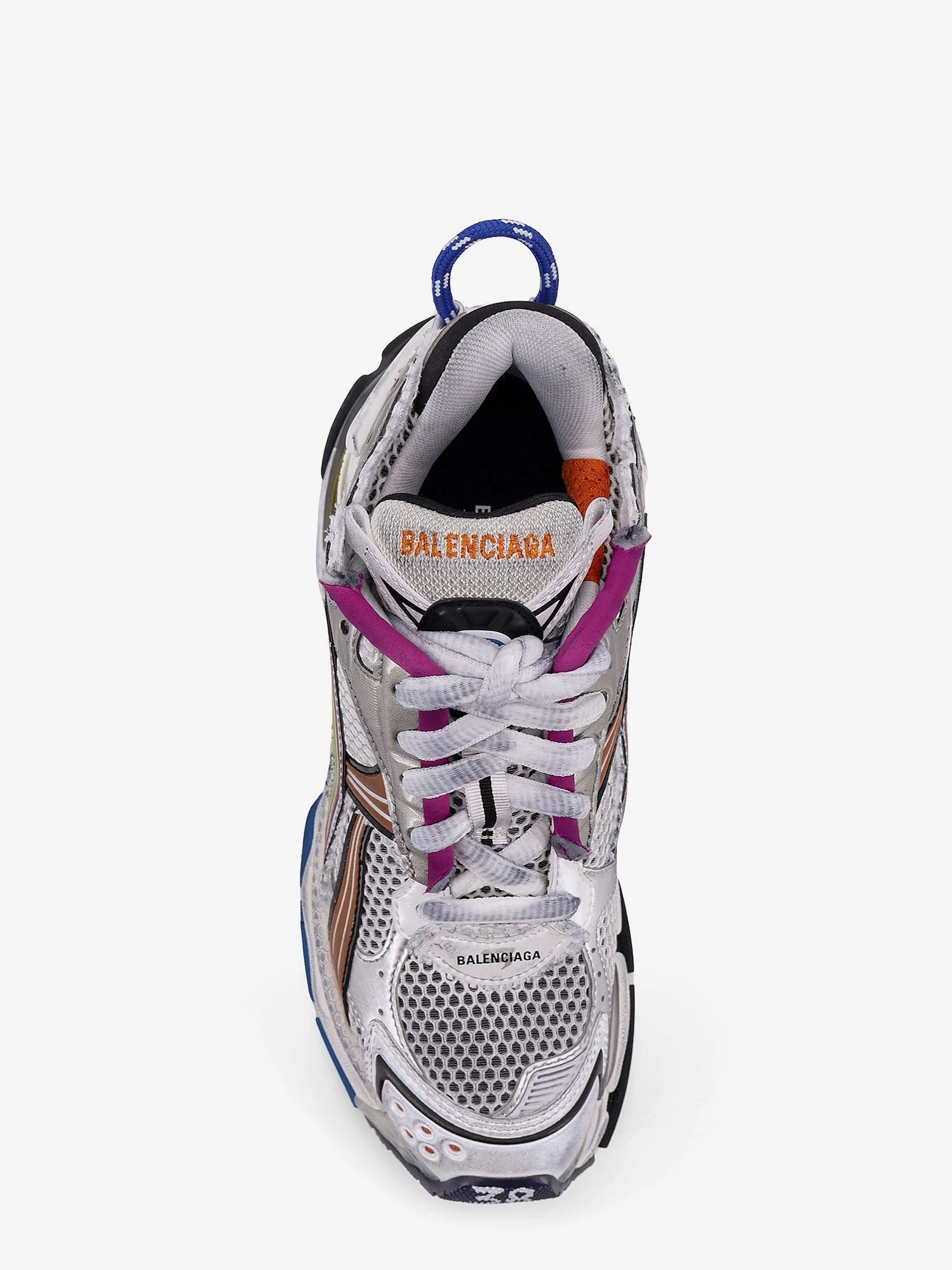 Runner low-top mesh sneakers.webp