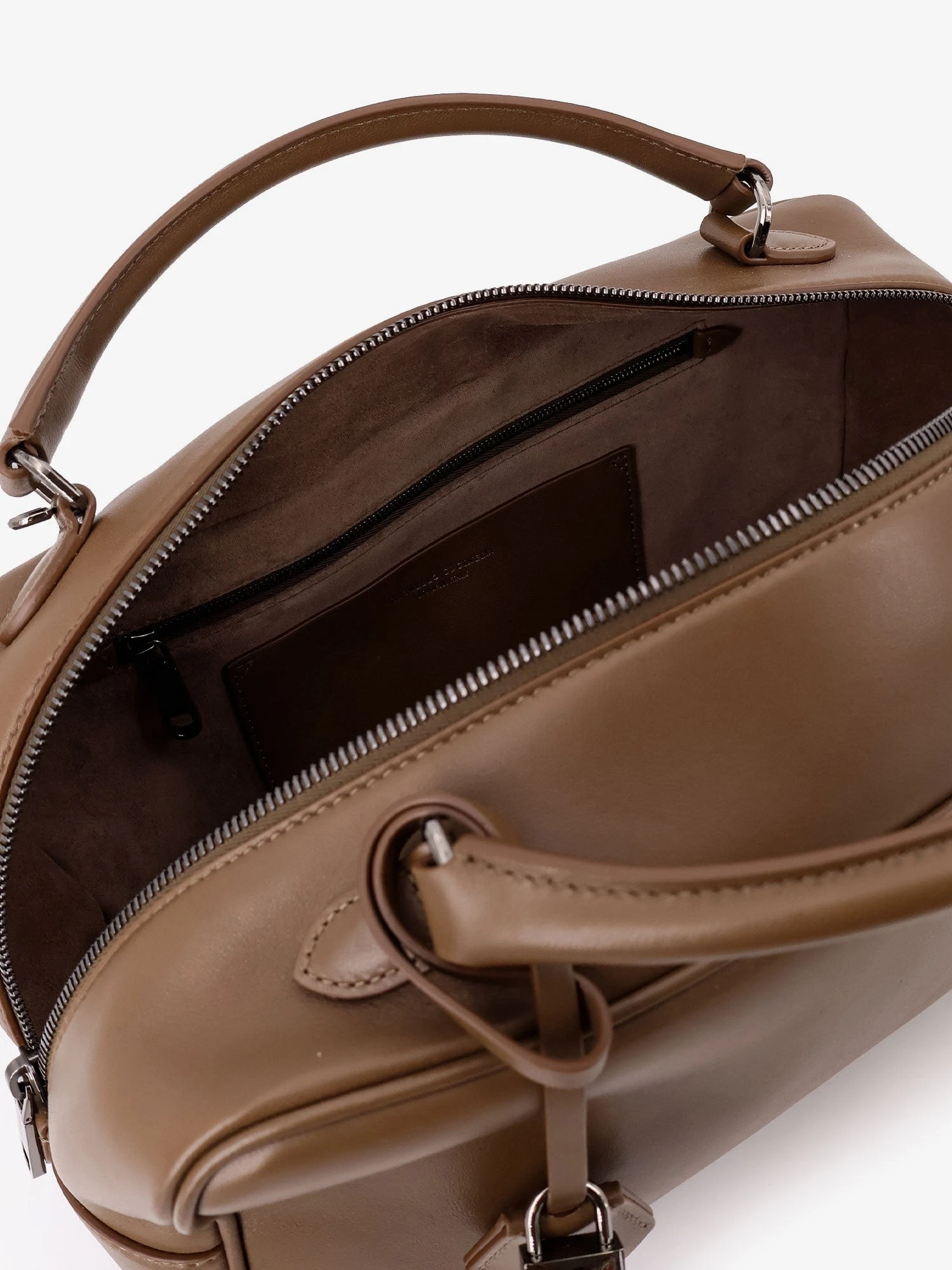 Boston Explorer leather crossbody bag.webp