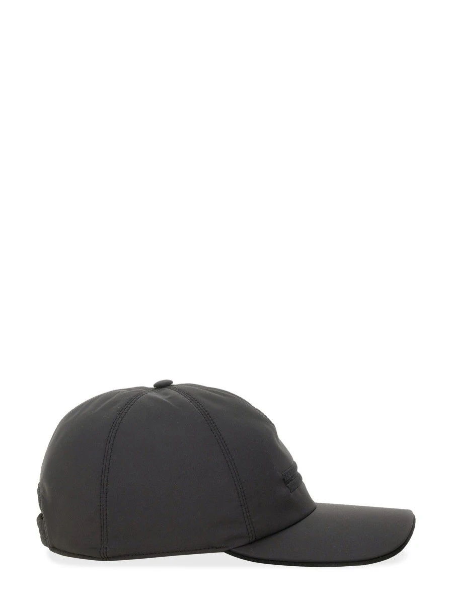 CAPPELLO DA BASEBALL CON LOGO.webp